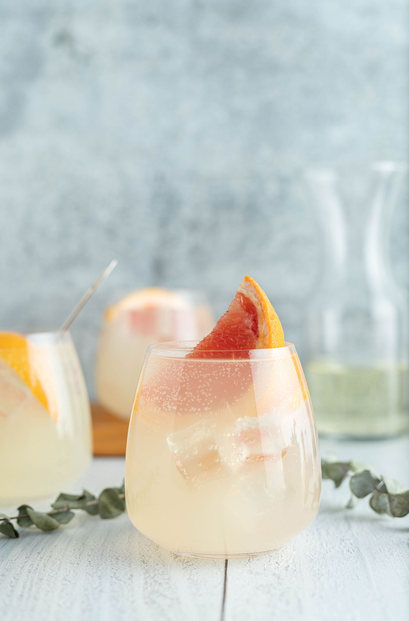Grapefruit Chardonnay Spritzer